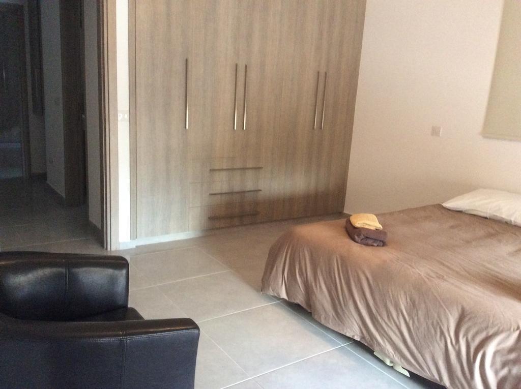 Niro Apartments Polis Chambre photo